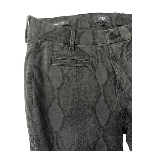 NYDJ Ami Skinny Snake Print Jeans Size 6 Lift Tuck Technology Gray Stretchy - Picture 1 of 9